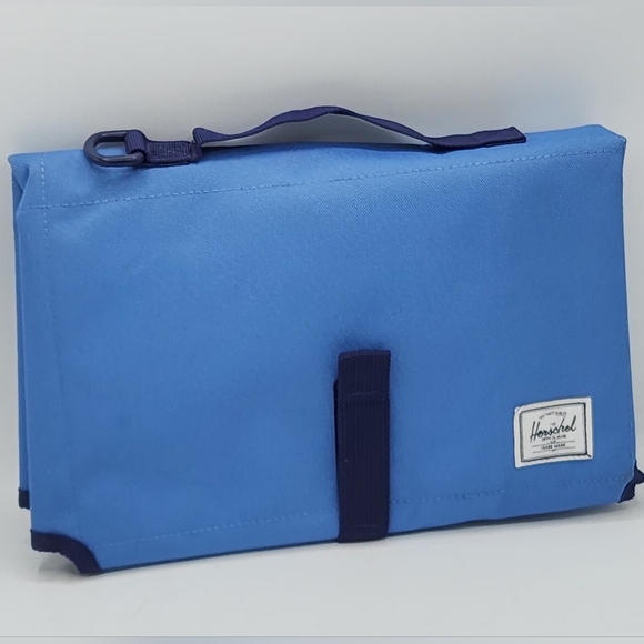 HERSHEL SUPPLY COMPANY Sprout Change Mat In Blue And Navy - Picture 10 of 11